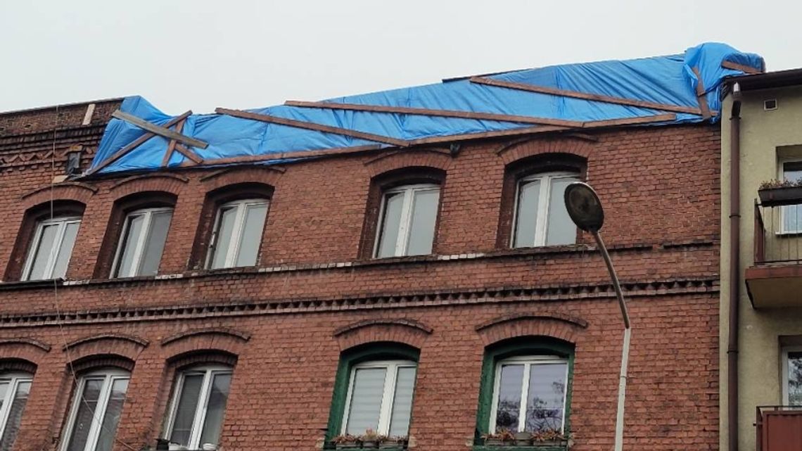 Zabezpieczono uszkodzoną ścianę kamienicy przy ulicy Farnej. Trwa proces mający na celu odtworzenie zawalonego elementu Zabezpieczono uszkodzoną ścianę kamienicy przy ulicy Farnej. Trwa proces mający na celu odtworzenie zawalonego elementu