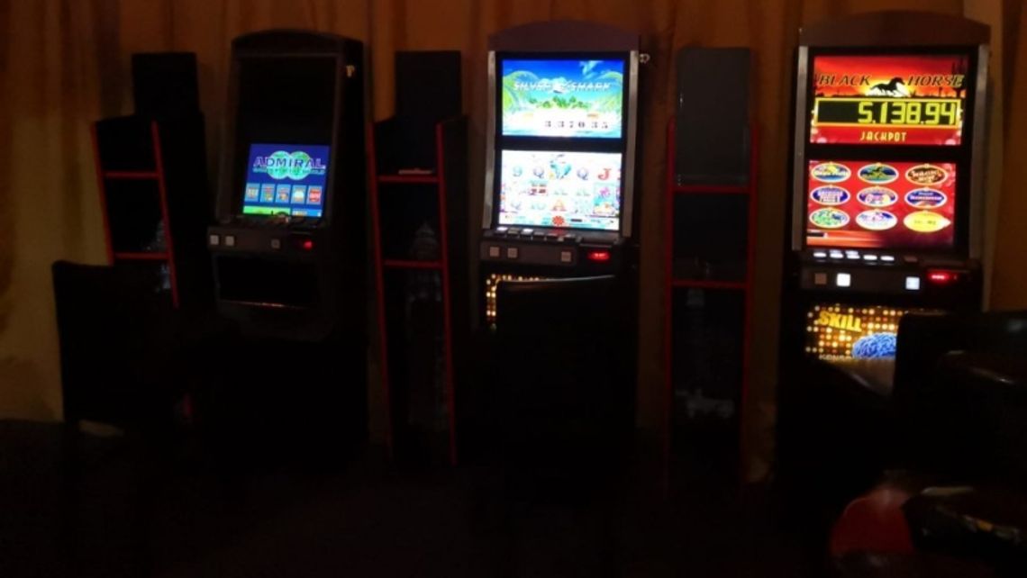 Zamiast biura - nielegalny salon gier