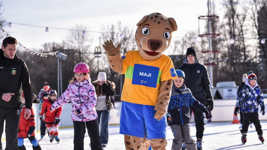 "Zimowa Akademia na Stadionie Śląskim" - warsztaty dla dzieci na Parkowym Lodowisku po raz drugi [ZDJĘCIA]