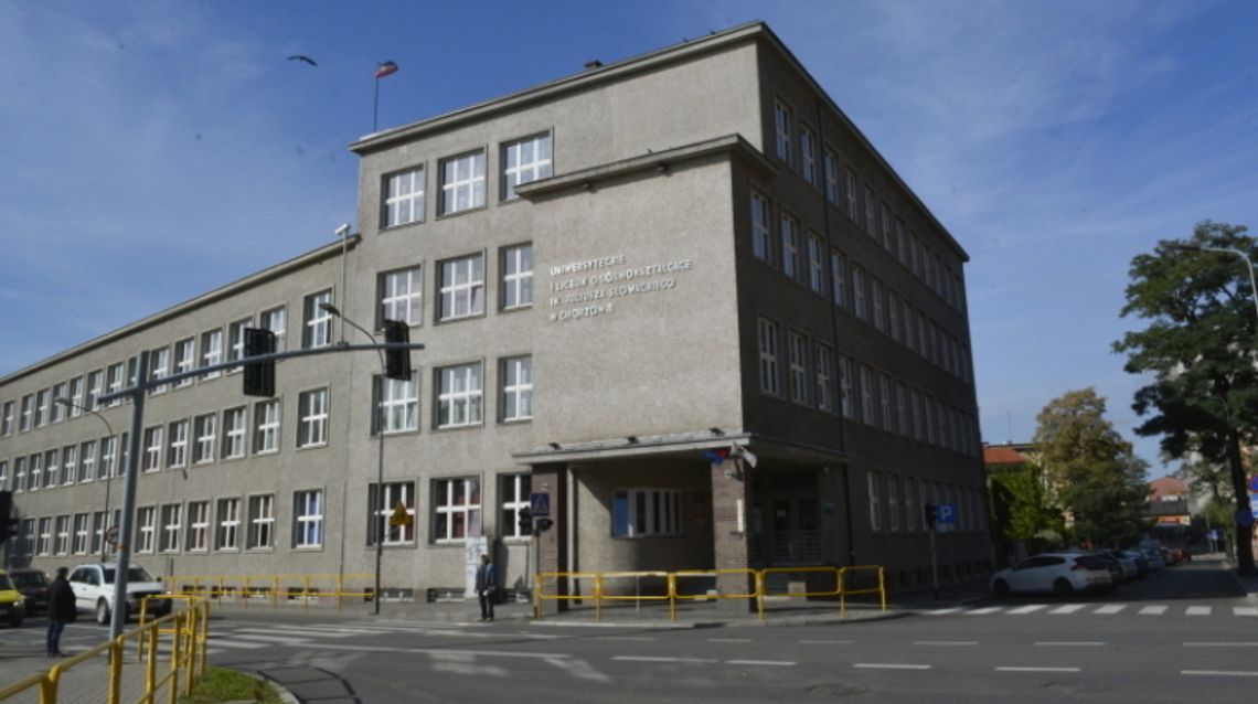 Znany architekt odwiedził chorzowskiego "Słowaka". Niebawem ruszy tam nowy projekt edukacyjny Znany architekt odwiedził chorzowskiego "Słowaka". Niebawem ruszy tam nowy projekt edukacyjny