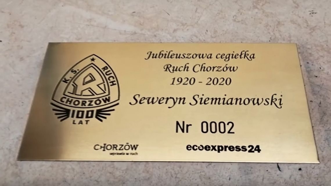 Zobacz jak powstają urodzinowe cegiełki