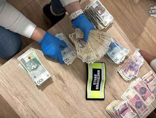 Rozbito zorganizowaną grupę przestępczą, w skład której wchodzili pseudokibice jednej ze śląskich drużyn piłkarskich.