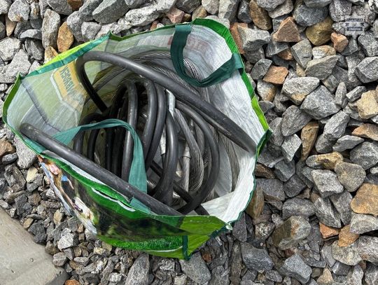Ukradli kabel zasilający semafor. Mieszkańcy Bytomia zatrzymani w Chorzowie