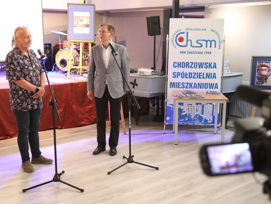Labirynt Surrealizmu – Metafizyczny Świat