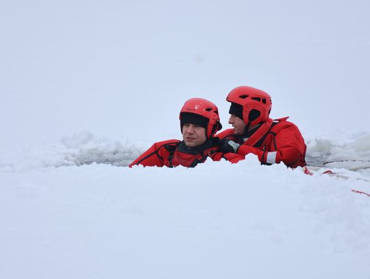Akcja ratunkowa na lodzie w „Dolinie Górnika”. Spokojnie, to tylko ćwiczenia!
