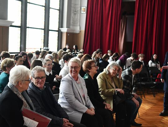 Konferencja popularno-naukowa zwieńczająca VII edycję Biegu Pamięci ze Światełkiem Pokoju