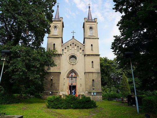 Koncert organowy "Bach i improwizacje" w wykonaniu prof. Juliana Gembalskiego
